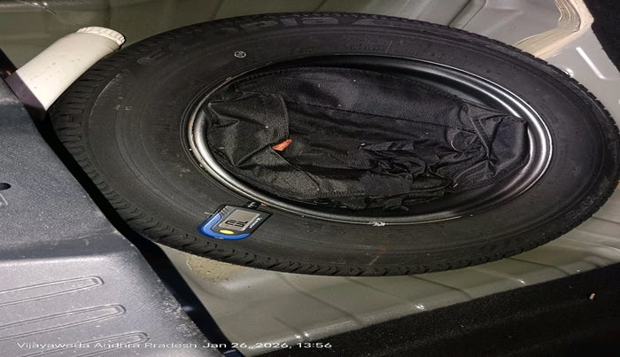 2022 Tata ALTROZ XZ PLUS PETROL, Petrol, Manual, 26,129 km, tyre