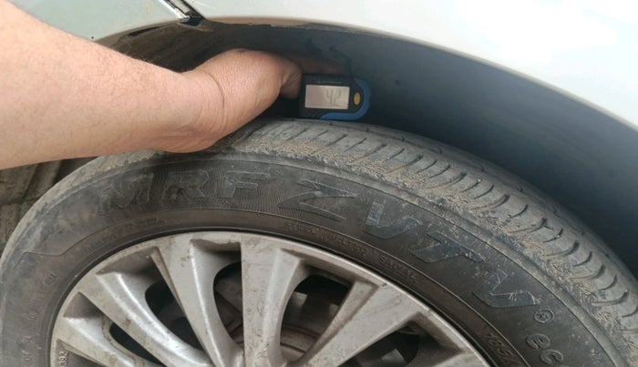 2015 Maruti Ciaz ZXI AT, Petrol, Automatic, 45,754 km, tyre