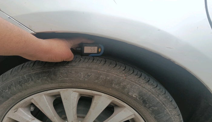 2015 Maruti Ciaz ZXI AT, Petrol, Automatic, 45,754 km, tyre