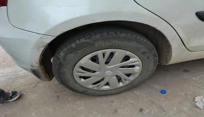 2016 Maruti Swift VDI, Diesel, Manual, 2,11,146 km, tyre