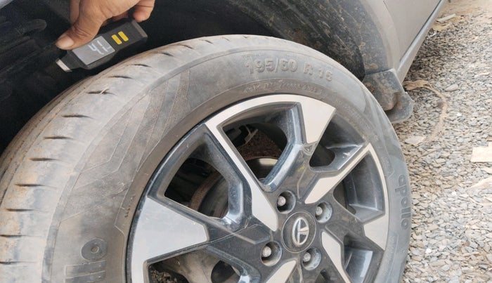 2022 Tata PUNCH CREATIVE  MT, Petrol, Manual, 60,152 km, tyre