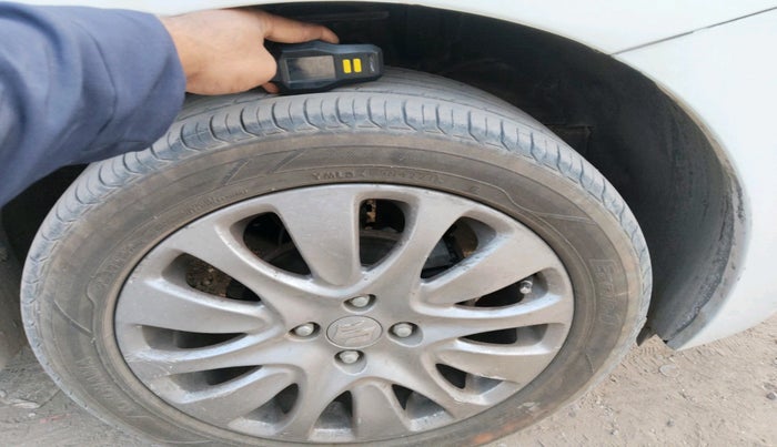 2016 Maruti Baleno ZETA PETROL 1.2, Petrol, Manual, 1,43,839 km, tyre