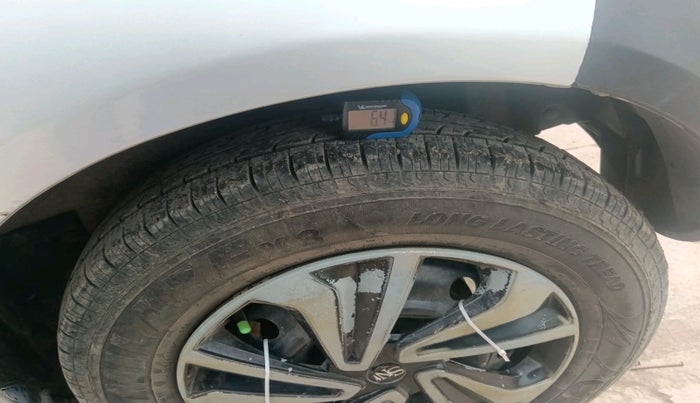 2013 Maruti Ritz VDI, Diesel, Manual, 1,12,265 km, tyre