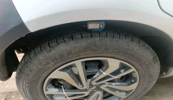 2013 Maruti Ritz VDI, Diesel, Manual, 1,12,265 km, tyre