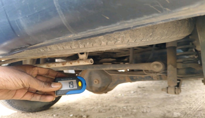 2017 Maruti Eeco 5 STR WITH A/C+HTR, Petrol, Manual, 1,64,062 km, tyre