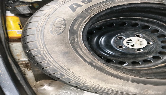 2019 KIA SELTOS HTX PLUS 1.5 DIESEL, Diesel, Manual, 1,27,466 km, tyre