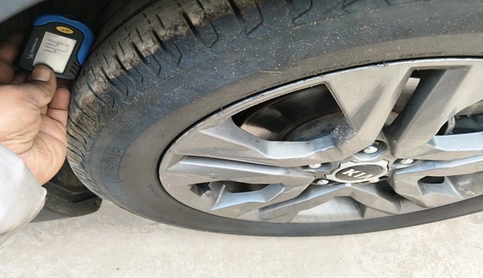 2019 KIA SELTOS HTX PLUS 1.5 DIESEL, Diesel, Manual, 1,27,466 km, tyre