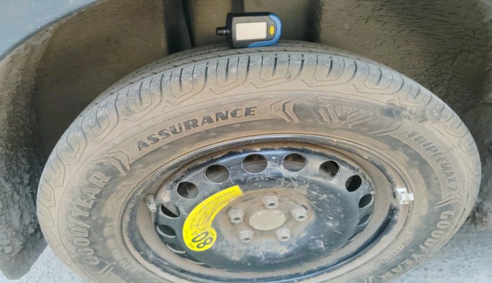 2022 Skoda KUSHAQ ACTIVE 1.0L TSI MT, Petrol, Manual, 31,405 km, tyre