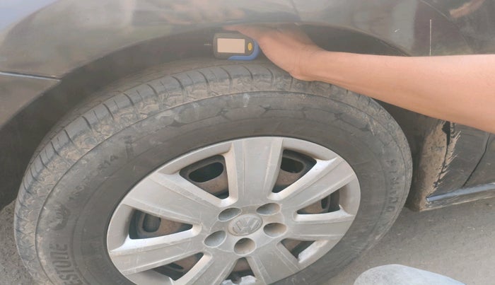 2012 Volkswagen Vento COMFORTLINE DIESEL 1.6, Diesel, Manual, 1,83,507 km, tyre