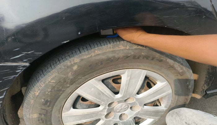 2012 Volkswagen Vento COMFORTLINE DIESEL 1.6, Diesel, Manual, 1,83,507 km, tyre