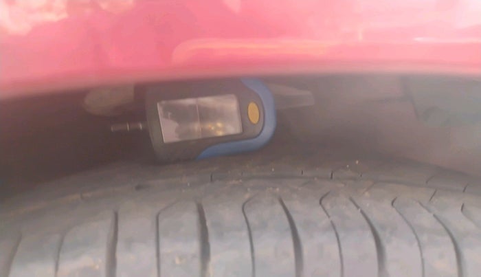 2012 Hyundai Eon MAGNA +, Petrol, Manual, 51,983 km, tyre