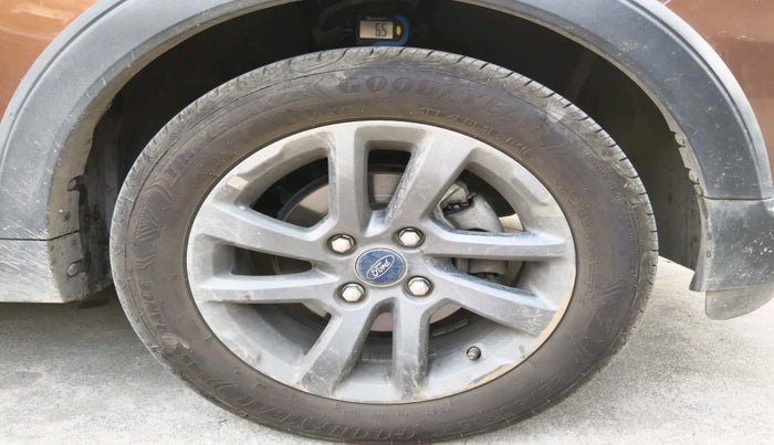 2019 Ford FREESTYLE TITANIUM 1.2 PETROL, Petrol, Manual, 48,701 km, tyre