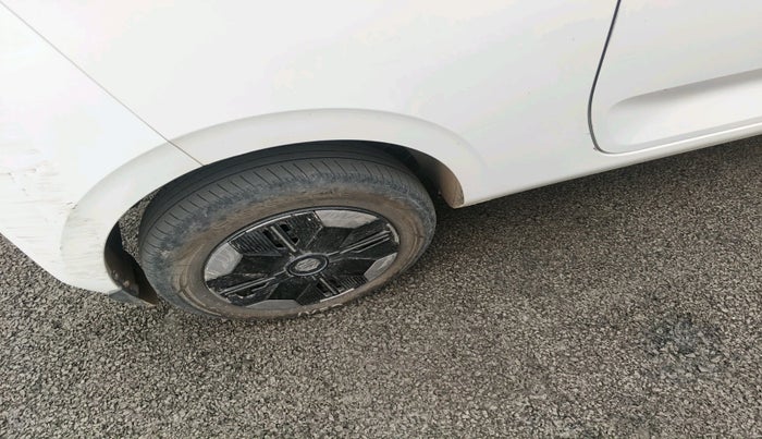 2024 MG COMET Excite FC, Electric, Automatic, 19,780 km, tyre