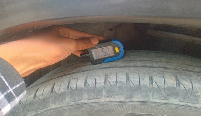 2020 Maruti Vitara Brezza ZXI, Petrol, Manual, 56,608 km, tyre