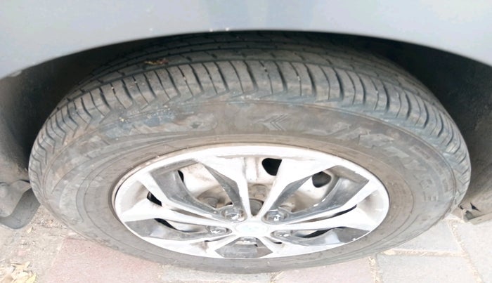 2018 Tata Tiago XM PETROL, Petrol, Manual, 62,949 km, tyre