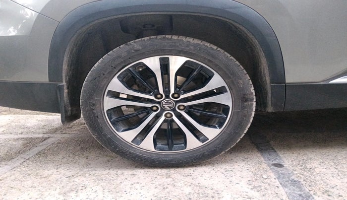 2021 MG HECTOR PLUS SHARP 1.5 PETROL TURBO CVT 6-STR, Petrol, Automatic, 85,593 km, tyre