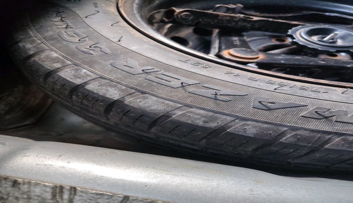 2020 Ford FREESTYLE TITANIUM 1.5 DIESEL, Diesel, Manual, 1,51,319 km, tyre