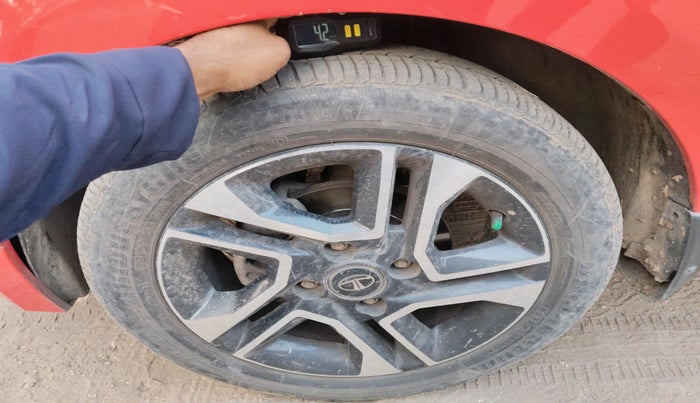 2020 Tata Tiago XZA PLUS DUAL TONE PETROL, Petrol, Automatic, 41,005 km, tyre