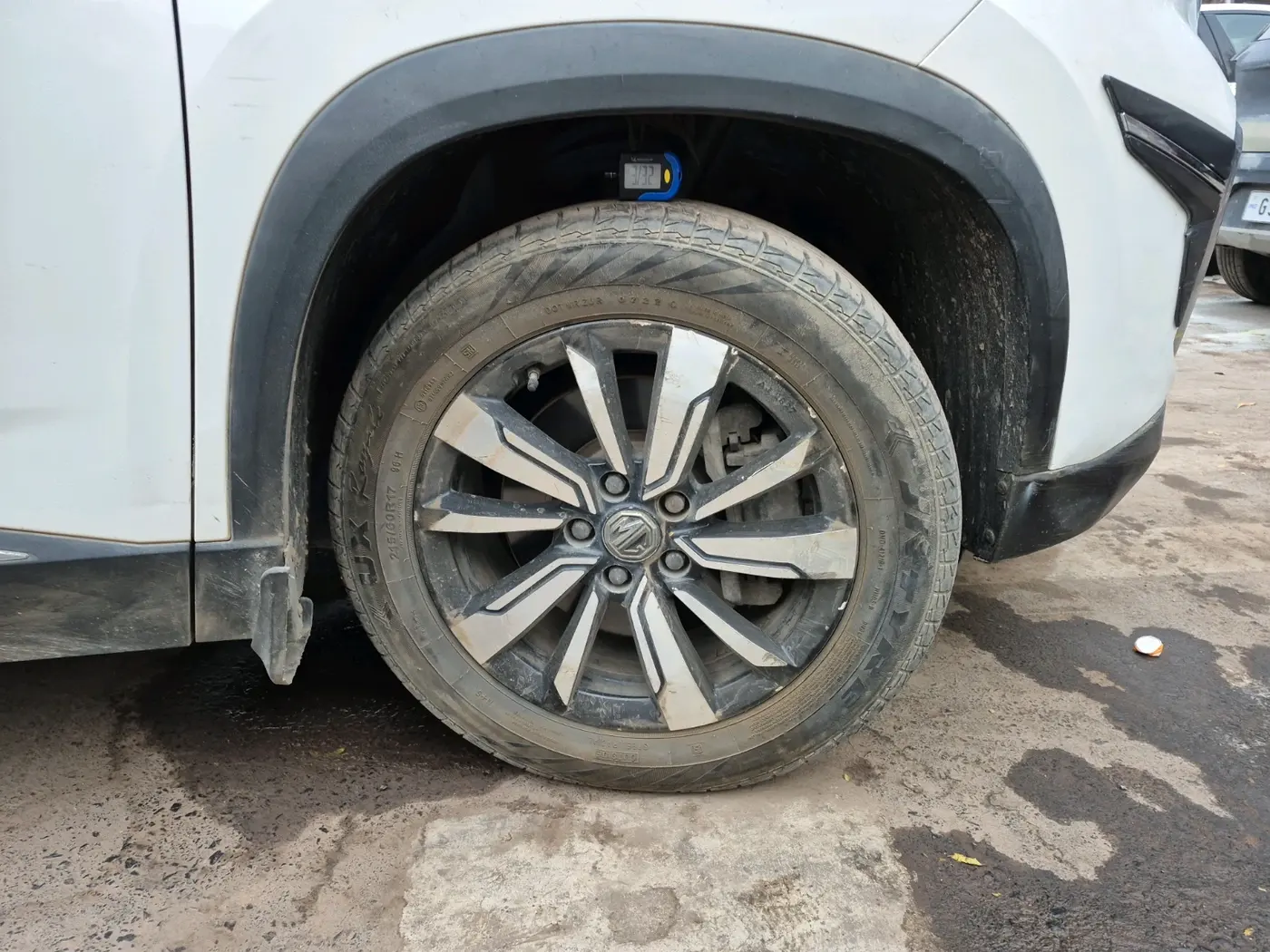 2019 MG HECTOR SHARP 2.0 DIESEL, Diesel, Manual, 1,11,672 km, tyre