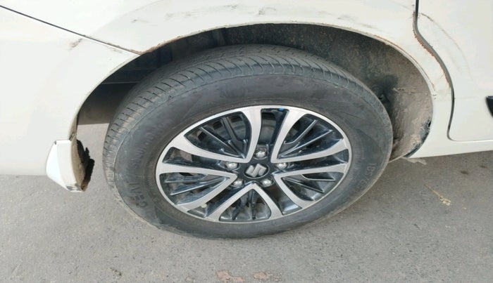 2022 Maruti Ertiga ZXI (O) CNG, Petrol, Manual, 72,105 km, tyre