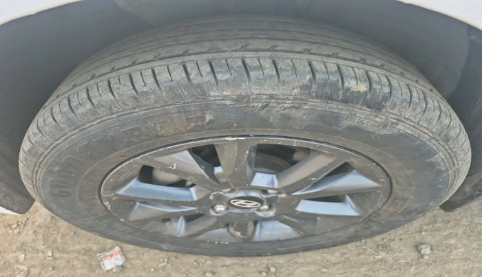 2019 Hyundai Elite i20 SPORTZ PLUS 1.2, Petrol, Manual, 63,480 km, tyre