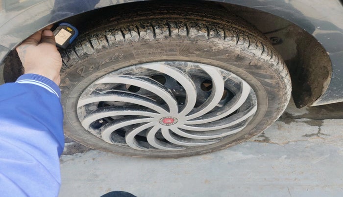 2021 Tata ALTROZ XM PLUS PETROL, Petrol, Manual, 62,902 km, tyre