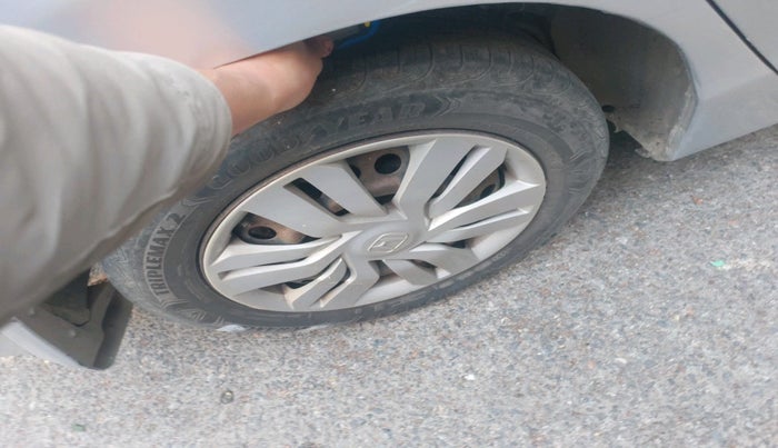 2014 Honda City 1.5L I-VTEC SV, Petrol, Manual, 99,969 km, tyre