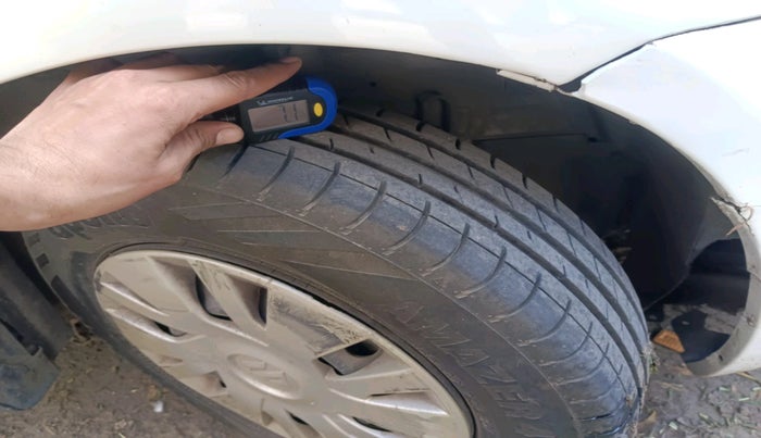 2013 Maruti Swift VXI, Petrol, Manual, 40,164 km, tyre