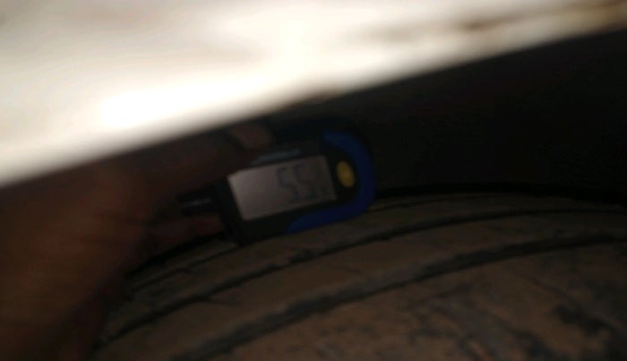 2011 Hyundai i20 MAGNA 1.2, Petrol, Manual, 98,602 km, tyre