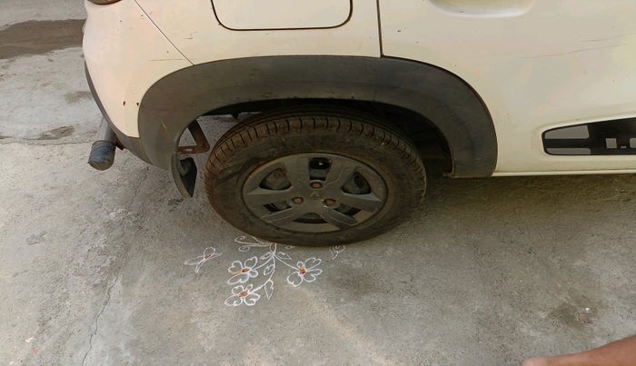 2017 Renault Kwid RXT 1.0, Petrol, Manual, 32,379 km, tyre