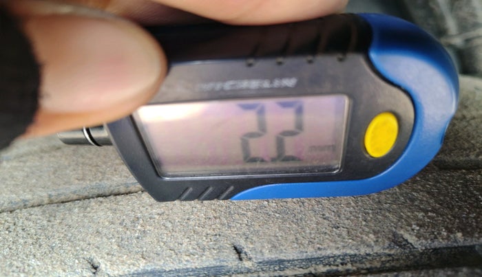 2017 Renault Duster 85 PS RXS MT DIESEL, Diesel, Manual, 1,54,288 km, tyre