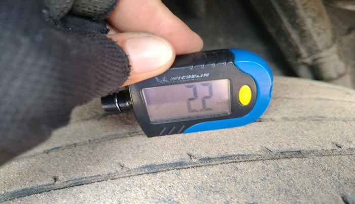 2017 Renault Duster 85 PS RXS MT DIESEL, Diesel, Manual, 1,54,288 km, tyre