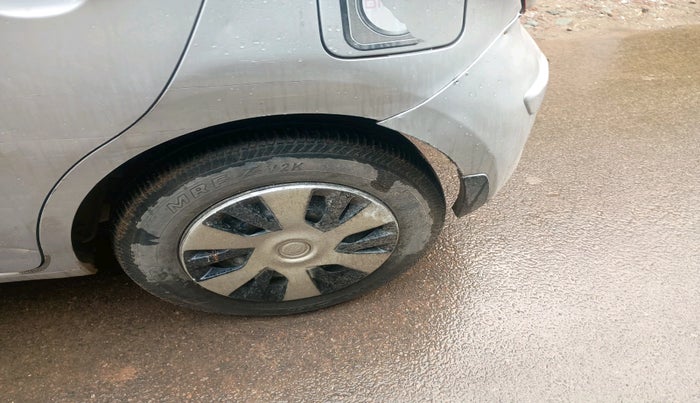 2011 Nissan Micra XV DIESEL, Diesel, Manual, 1,46,458 km, tyre