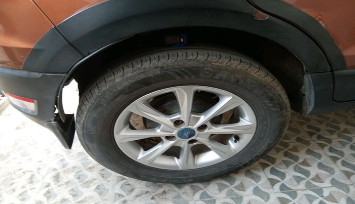 2018 Ford Ecosport TITANIUM 1.5L DIESEL, Diesel, Manual, 1,67,970 km, tyre