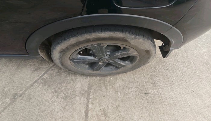 2021 Tata NEXON XZA PLUS (O) PETROL DARK EDITION, Petrol, Automatic, 79,260 km, tyre