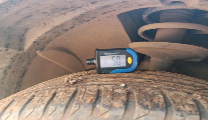 2012 Renault Duster 85 PS RXL DIESEL (OPT), Diesel, Manual, 1,56,172 km, tyre