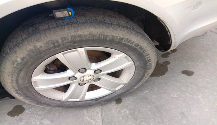 2012 Skoda Laura AMBIENTE 2.0 TDI CR MT, Diesel, Manual, 3,64,998 km, tyre