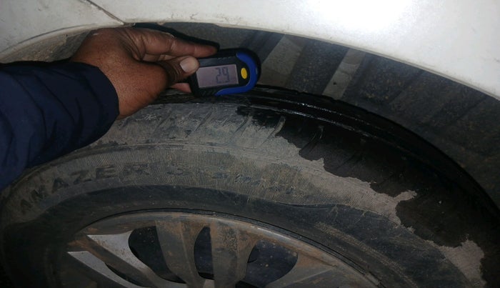 2022 Maruti Dzire VXI, Petrol, Manual, 48,890 km, tyre