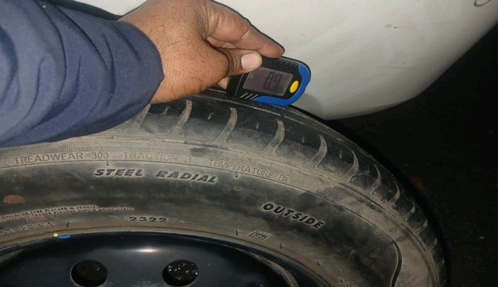 2022 Maruti Dzire VXI, Petrol, Manual, 48,890 km, tyre