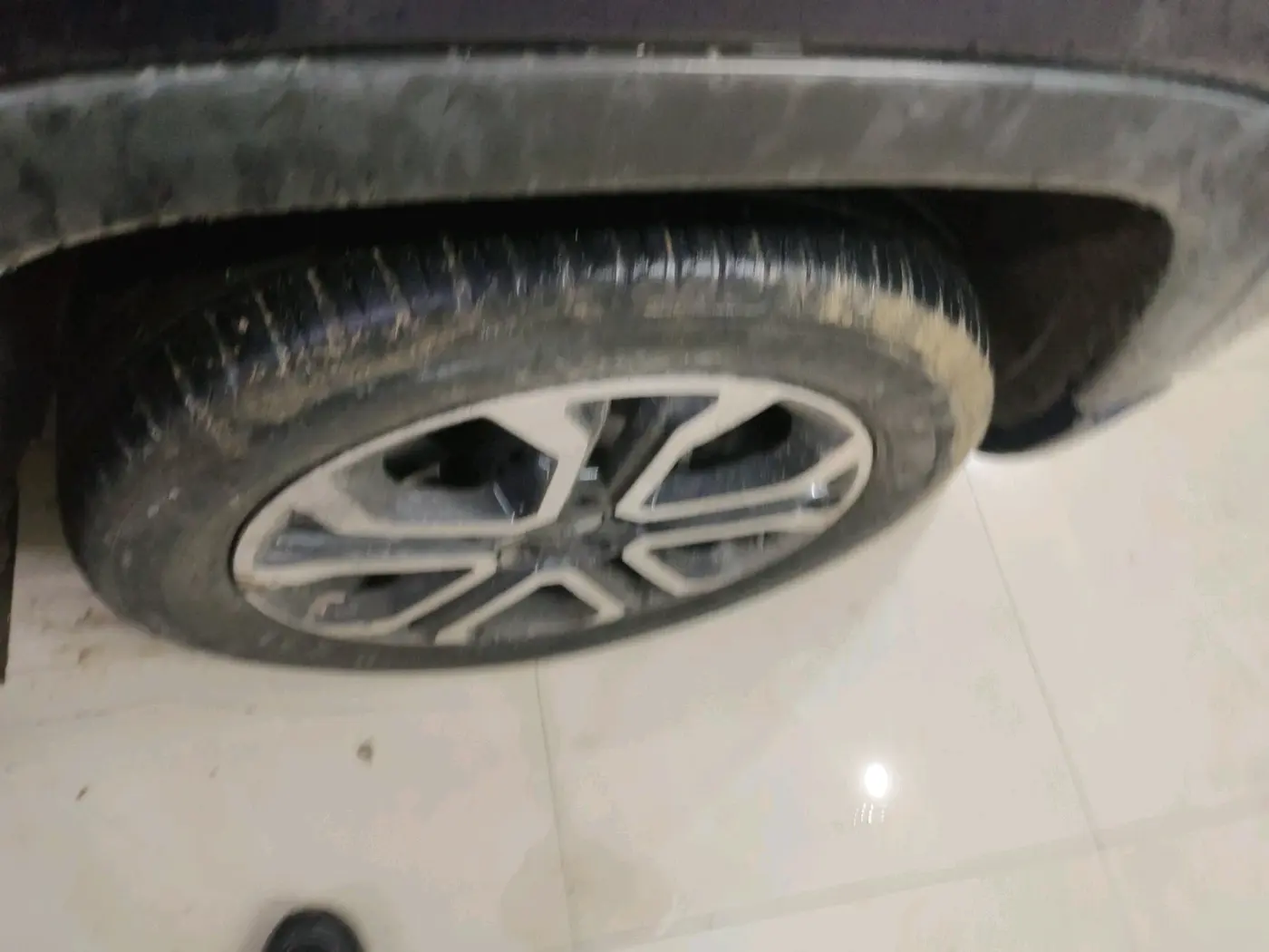 2022 Jeep Compass LIMITED (O) 1.4 PETROL DCT, Petrol, Automatic, 24,548 km, tyre
