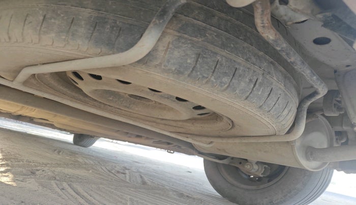 2016 Maruti Ertiga VDI SHVS, Diesel, Manual, 1,55,291 km, tyre