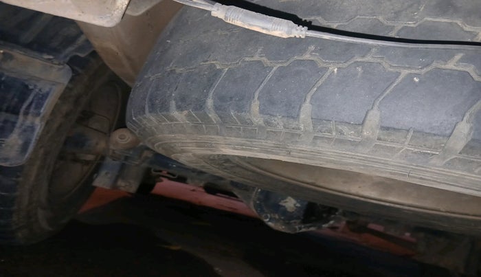 2011 Mahindra Scorpio SLE BS-III, Diesel, Manual, 1,80,110 km, tyre