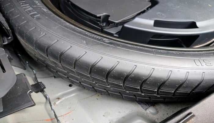 2023 Audi A6 45 TFSI TECHNOLOGY, Petrol, Automatic, 21,505 km, tyre