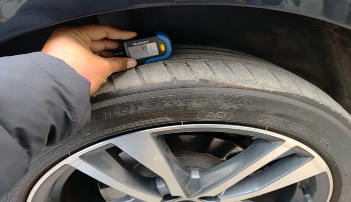 2023 Audi A6 45 TFSI TECHNOLOGY, Petrol, Automatic, 21,505 km, tyre