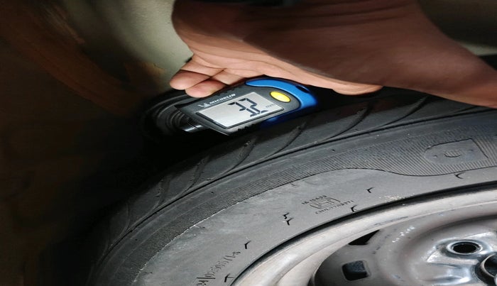 2011 Chevrolet Spark LT 1.0, Petrol, Manual, 35,219 km, tyre