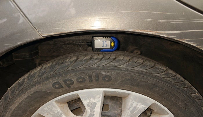 2011 Chevrolet Spark LT 1.0, Petrol, Manual, 35,219 km, tyre