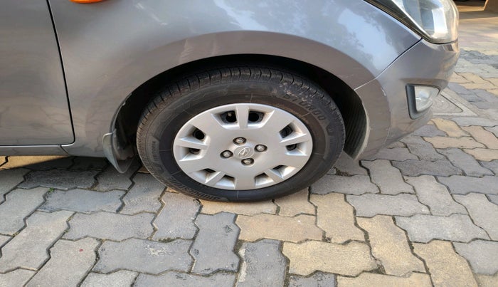 2012 Hyundai i20 MAGNA 1.2, Petrol, Manual, 38,158 km, tyre