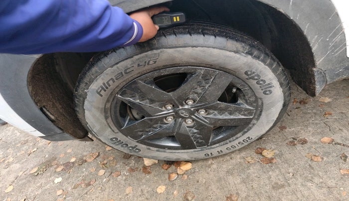 2022 Hyundai Creta S IMT 1.5 PETROL, Petrol, Manual, 38,832 km, tyre