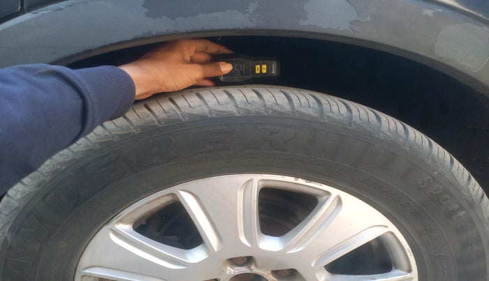 2013 Audi Q3 2.0 TDI, Diesel, Automatic, 95,996 km, tyre