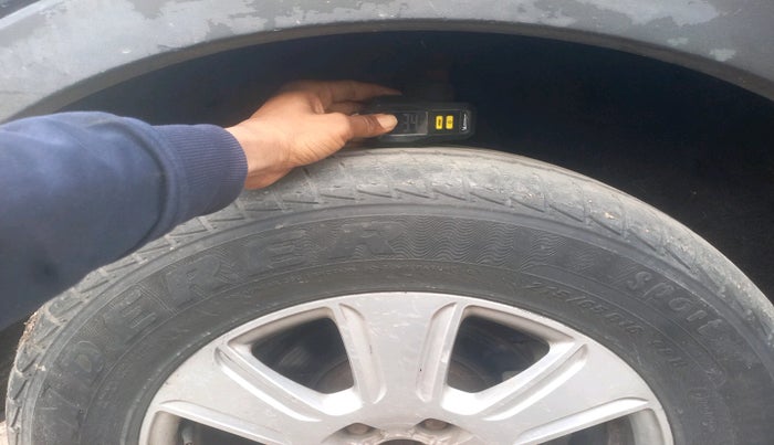 2013 Audi Q3 2.0 TDI, Diesel, Automatic, 95,996 km, tyre